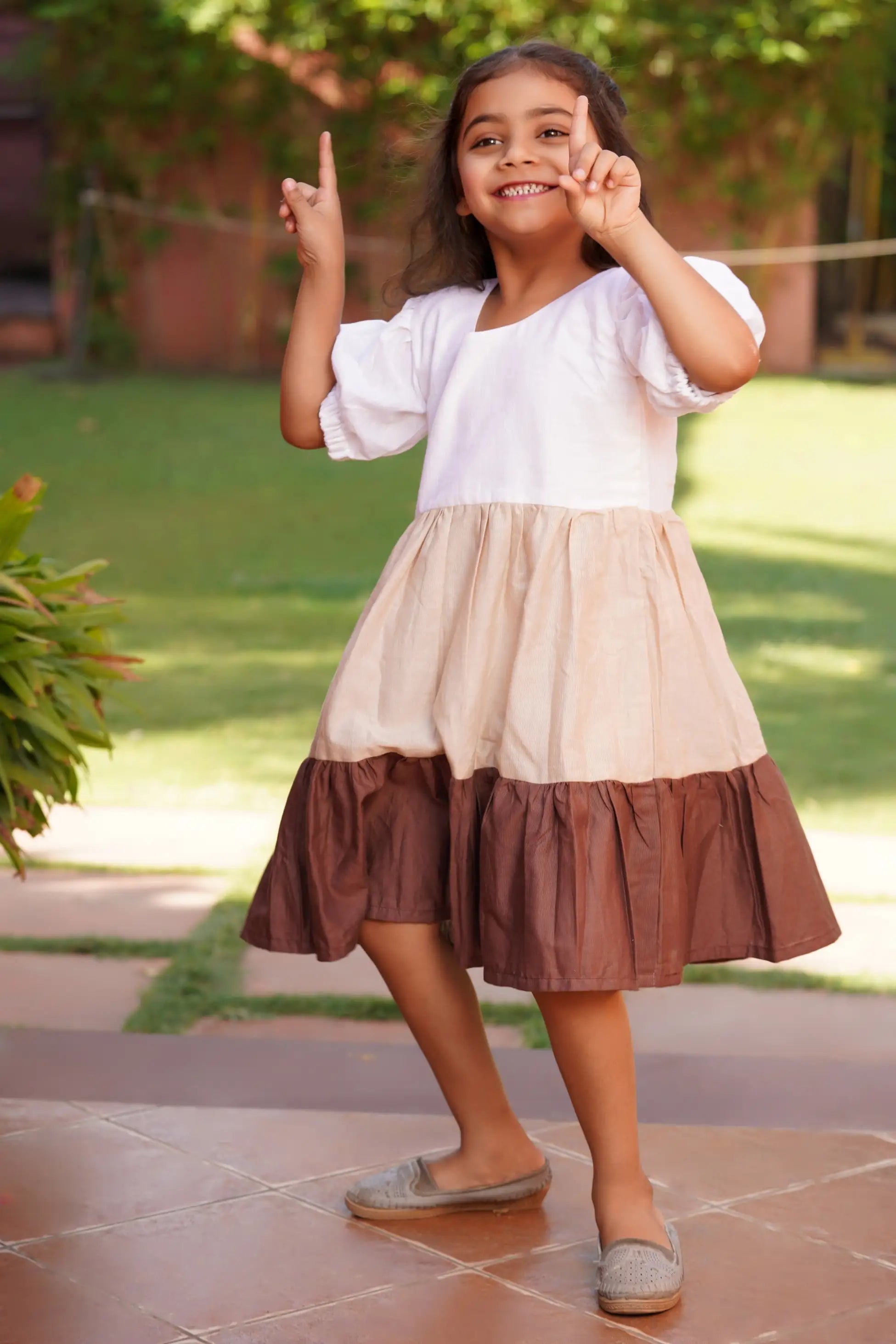 Trio-Colored Linen Top - Brown